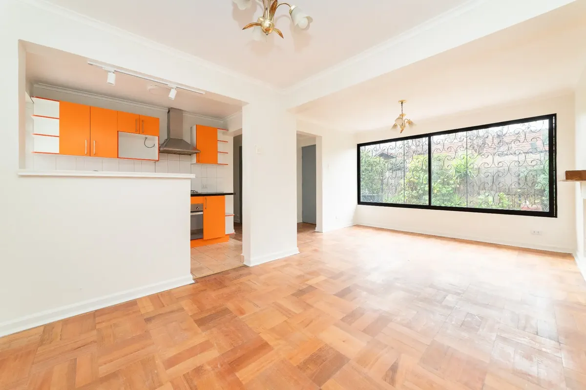 Casa en pasaje — Andrée y Grange, cercana a metro