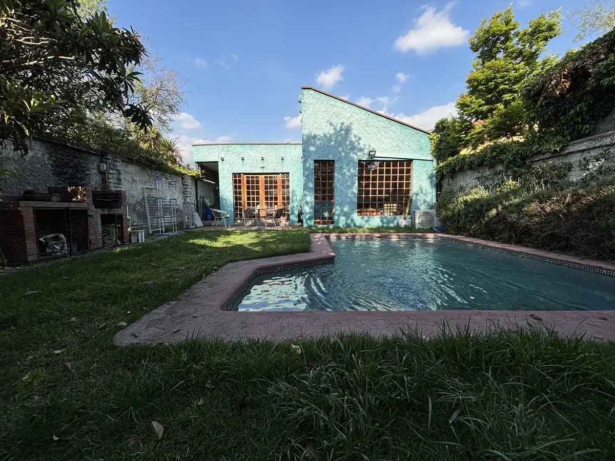 Av. Echeñique / Ossandón — 5 dormitorios en La Reina